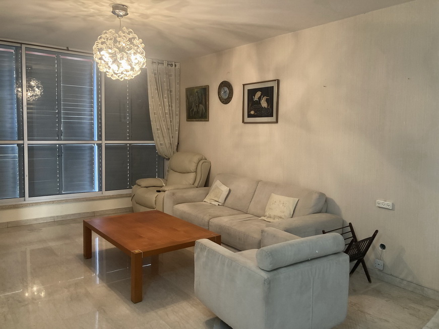 פנטהאוז למכירה