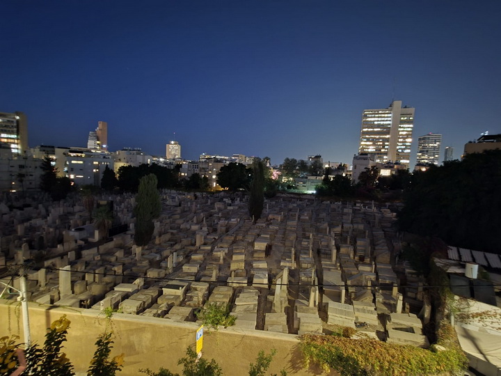 דירה ליד הים